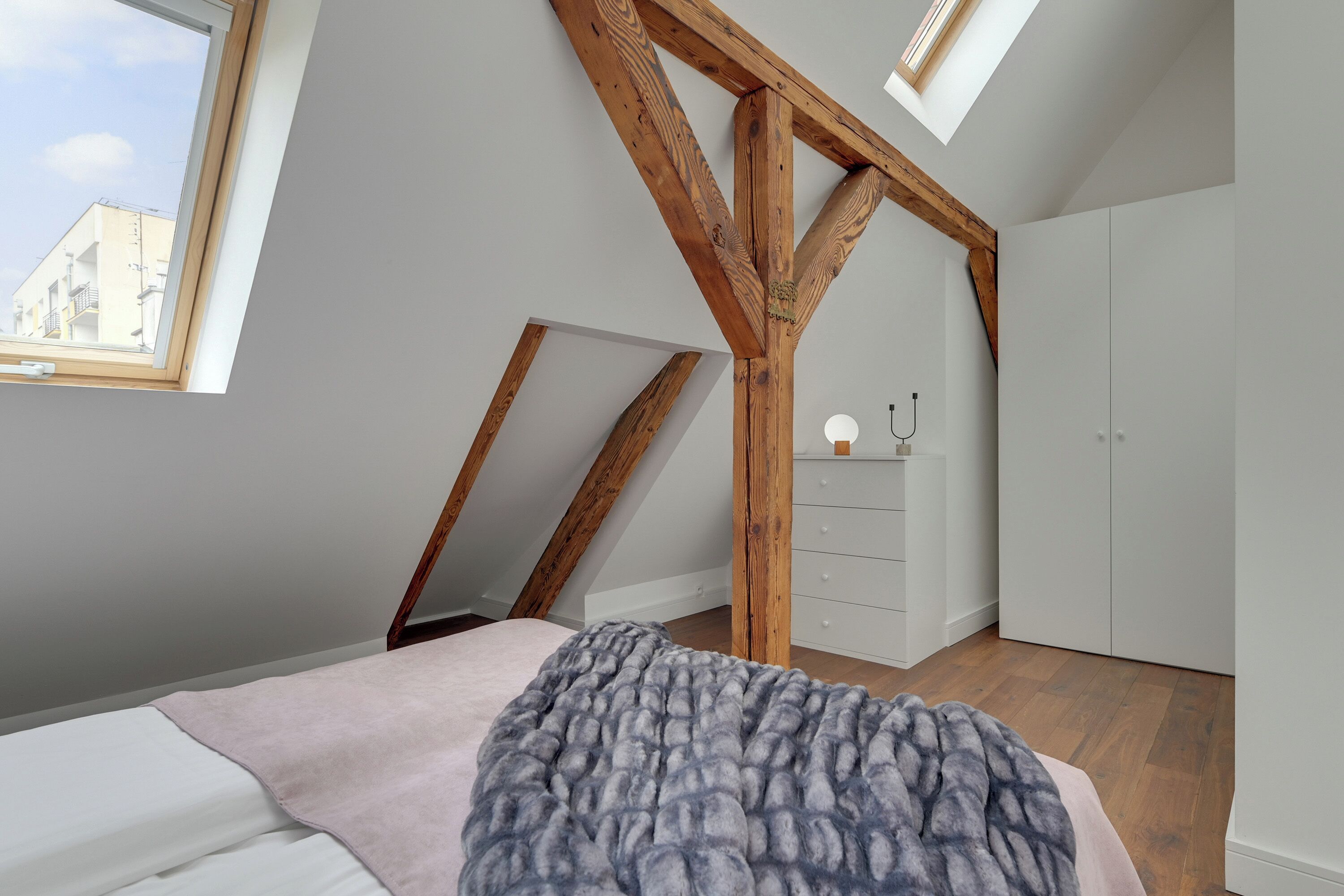 Deluxe Apartment, City View | Premium bedding, iron/ironing board, cots/infant beds, free WiFi