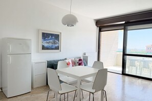 Dining - SE256 - Senigallia, one-bedroom apartment (Senigallia)