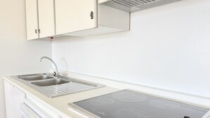 冷蔵庫、食器洗い機