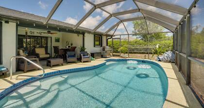 Tee Times & Beach Vibes! Rotonda West Home w/ Pool