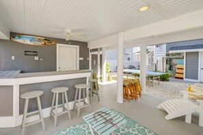 Cottage (2 Bedrooms) | Interior - Walk to Bay Village, Beaches & More! Cozy Cottage (Beach Haven)