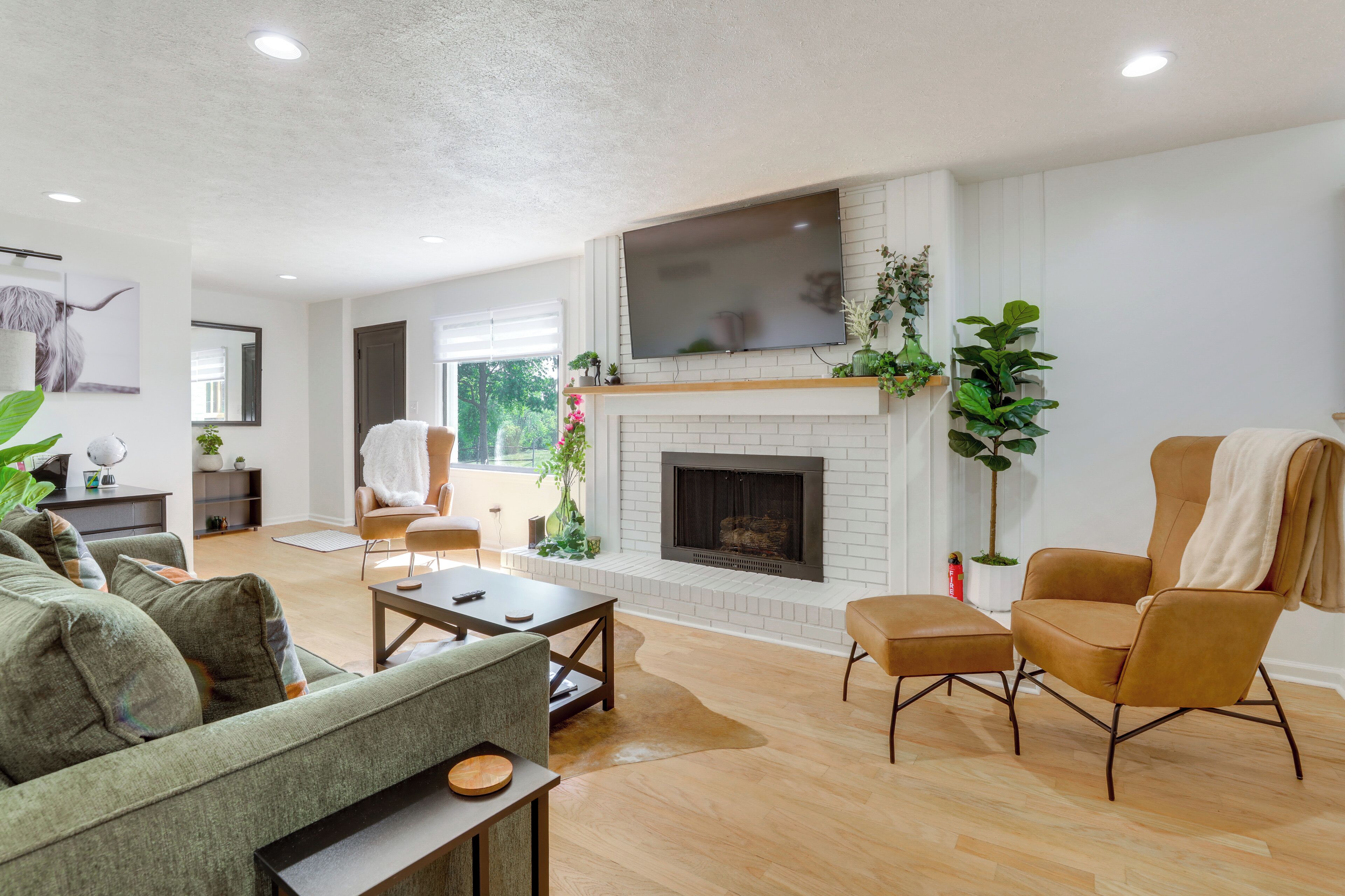 House (3 Bedrooms) | Front of property