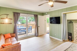 Apartment (2 Bedrooms) | Interior - Cozy Bayfront Log Cabin! Fishing Pier, Swim Dock! (Gulf Breeze)
