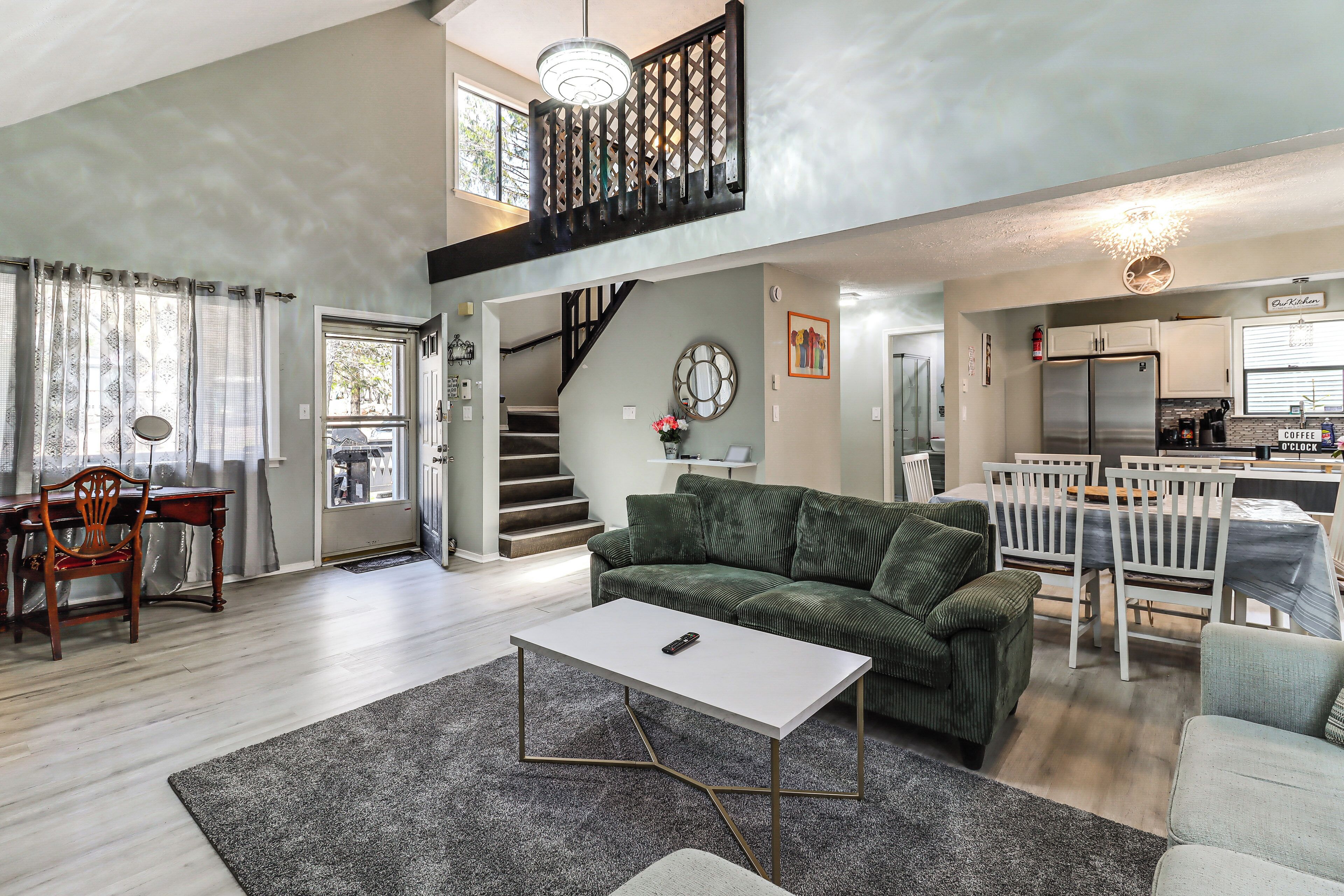 House (4 Bedrooms) | Interior