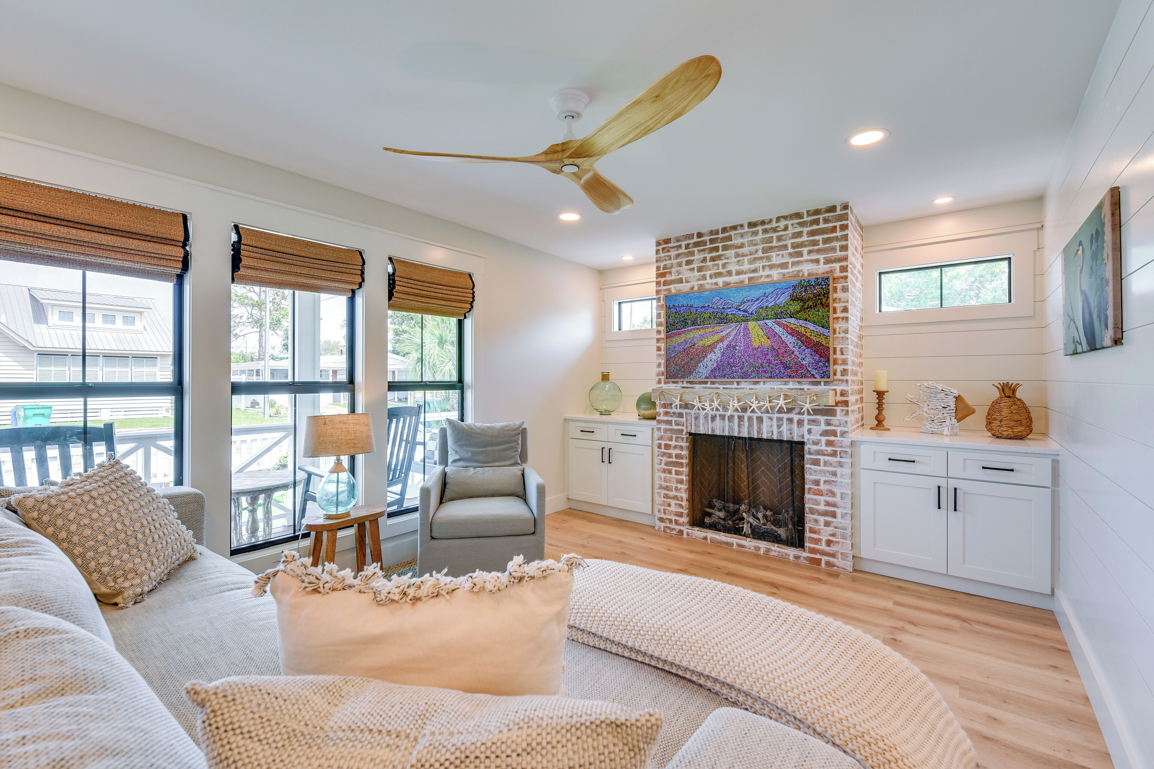House (5 Bedrooms) | Interior