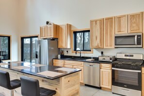 Interior - Minnesota Nature Escape! Lake Campbell Cabin (Bemidji)
