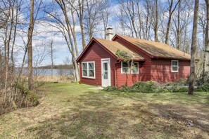 Interior - Dock & Fire Pit! Lake Campbell Basecamp (Bemidji)