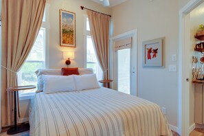 House (1 Bedroom) | Interior