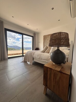 3 Schlafzimmer, Bügeleisen/Bügelbrett, kostenloses WLAN, Bettwäsche