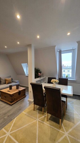 Velmora Boutique Suites: Compact City Apartment 6 persons