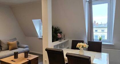 Velmora Boutique Suites: Compact City Apartment 6 persons