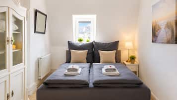 Bureau, Wi-Fi gratuit, draps fournis