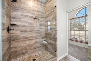 Hair dryer, towels - Resort-Style 5BR · Heated Pool · Putting Green (Phoenix)