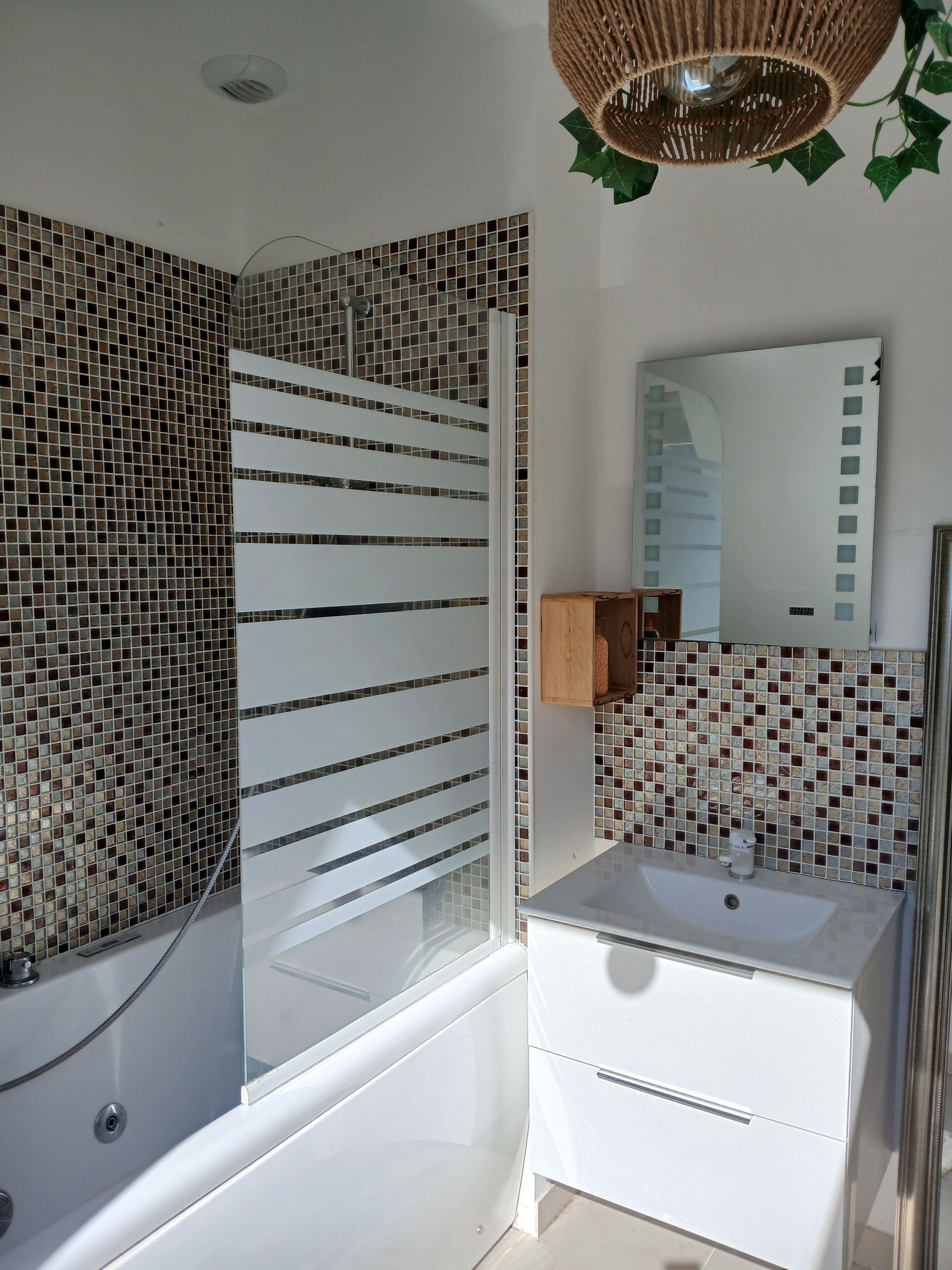 Whirlpool, Handtücher, Toilettenpapier