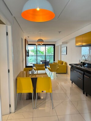 Interior - 202 gold b Landscape sea view 2 quartos (Fortaleza)