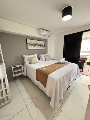 Blackout drapes, iron/ironing board, free WiFi - 202 gold b Landscape sea view 2 quartos (Fortaleza)