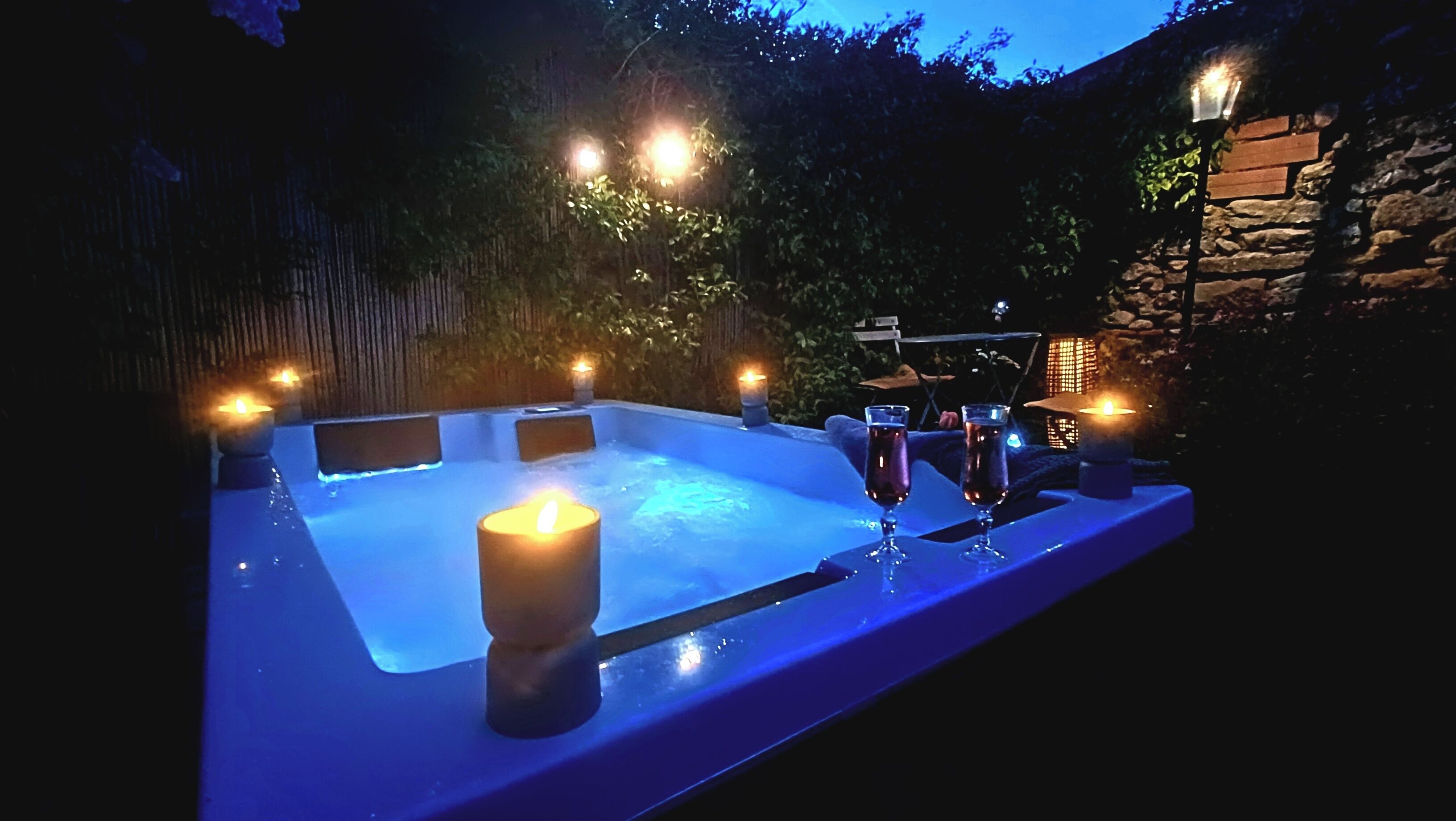 Outdoor spabad