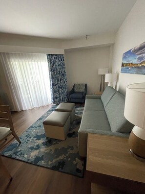 Smart TV, video games, DVD player, ping pong - Resort Cozy 793 sqft 1-bedroom Imperial suite resort in serene Avila Beach (Avila Beach)