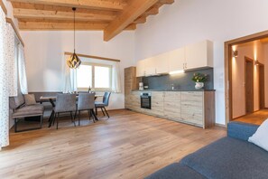 Interior - Apartment Steinberge 2 bedrooms 5 min from the bike park, ski area (Leogang)