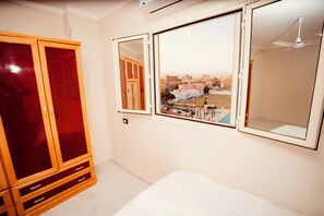 Room - signature house luxor (Luxor)