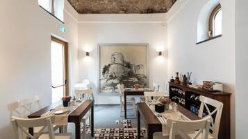 Petit déjeuner buffet compris tous les jours