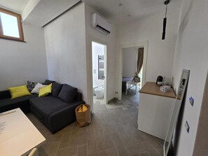 Superior Double Room, 1 Queen Bed with Sofa bed, Private Bathroom, Courtyard View | Living area - N haidea - AgriFarm e B&B  (EUROPE)