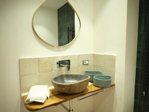 Shower, free toiletries, hair dryer, towels - N haidea - AgriFarm e B&B  (EUROPE)