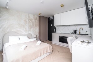 Studio Suite | Iron/ironing board, free WiFi - RentPlanet - Apartament Lanckorońska (Kraków)