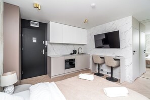 Iron/ironing board, free WiFi - RentPlanet - Apartament Lanckorońska (Kraków)