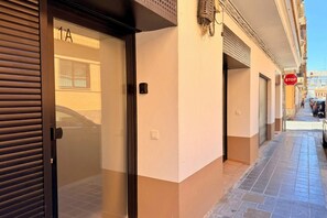 Exterior detail - Travel Habitat Mediterranean Studio (Valencia)