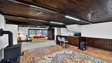 House, 3 Bedrooms | Interior