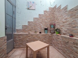 Exterior - Urban apartment next to Acropolis (Athens)