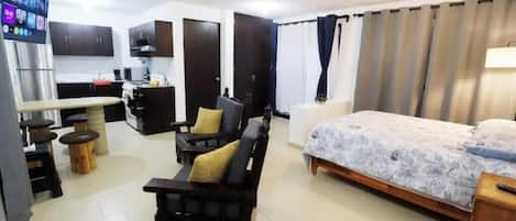 1 bedroom, iron/ironing board, free WiFi, bed sheets
