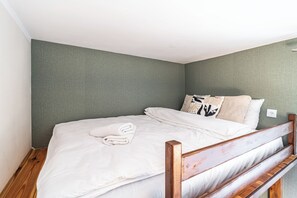 Iron/ironing board, free WiFi - RentPlanet - Apartament Pawlikowskiego (Kraków)