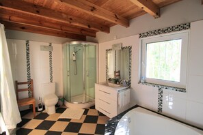 Bathroom - Vrbo Property (Alacant/Alicante)