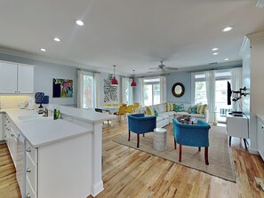 Interior - Chu Cottage | Great Location, Two Balconies, Walk to Beach (Tybee Island)