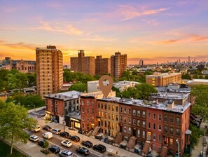 Exterior - Explore Brooklyn Stay | 3 Bedrooms + Patio (Brooklyn)