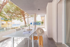 Outdoor dining - Condominio Trento - 2 (Lido di Jesolo)