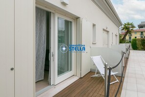 Exterior detail - * Residence Ile da re 7 * [Swimming pool + park] (Jesolo)
