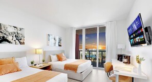 2 bedrooms, desk, iron/ironing board, travel cot - Elevated Bay Views · 2BR Beachwalk Resort (Hallandale Beach)