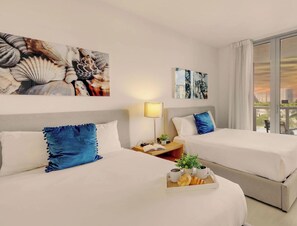 2 bedrooms, desk, iron/ironing board, travel cot - Intracoastal Gem · 2BR · Pool & Resort (Hallandale Beach)