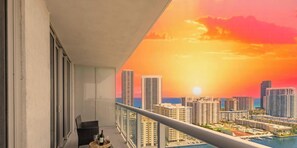 Property grounds - Intracoastal Living · 2BR Pininfarina Resort (Hallandale Beach)