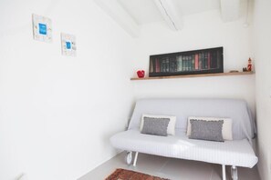 Perhesviitti, patio, näköala puutarhaan | Oleskelualue
