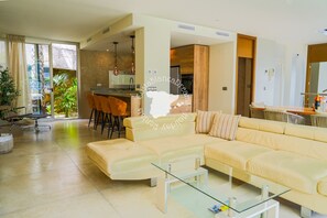 TV - CostaBlancaDreams - Villa Sierra de Altea in Altea (Altea)