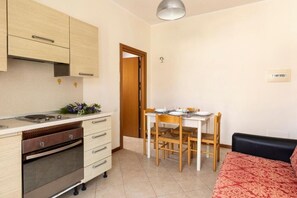 Comfort Apartment, Balcony | Interior