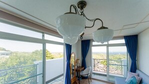 Unclassified image, 2 of 18, button - Luce Suzaki (Shimoda)