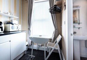 Interior - Bayview Aparthotel by Guuestz (Morecambe)