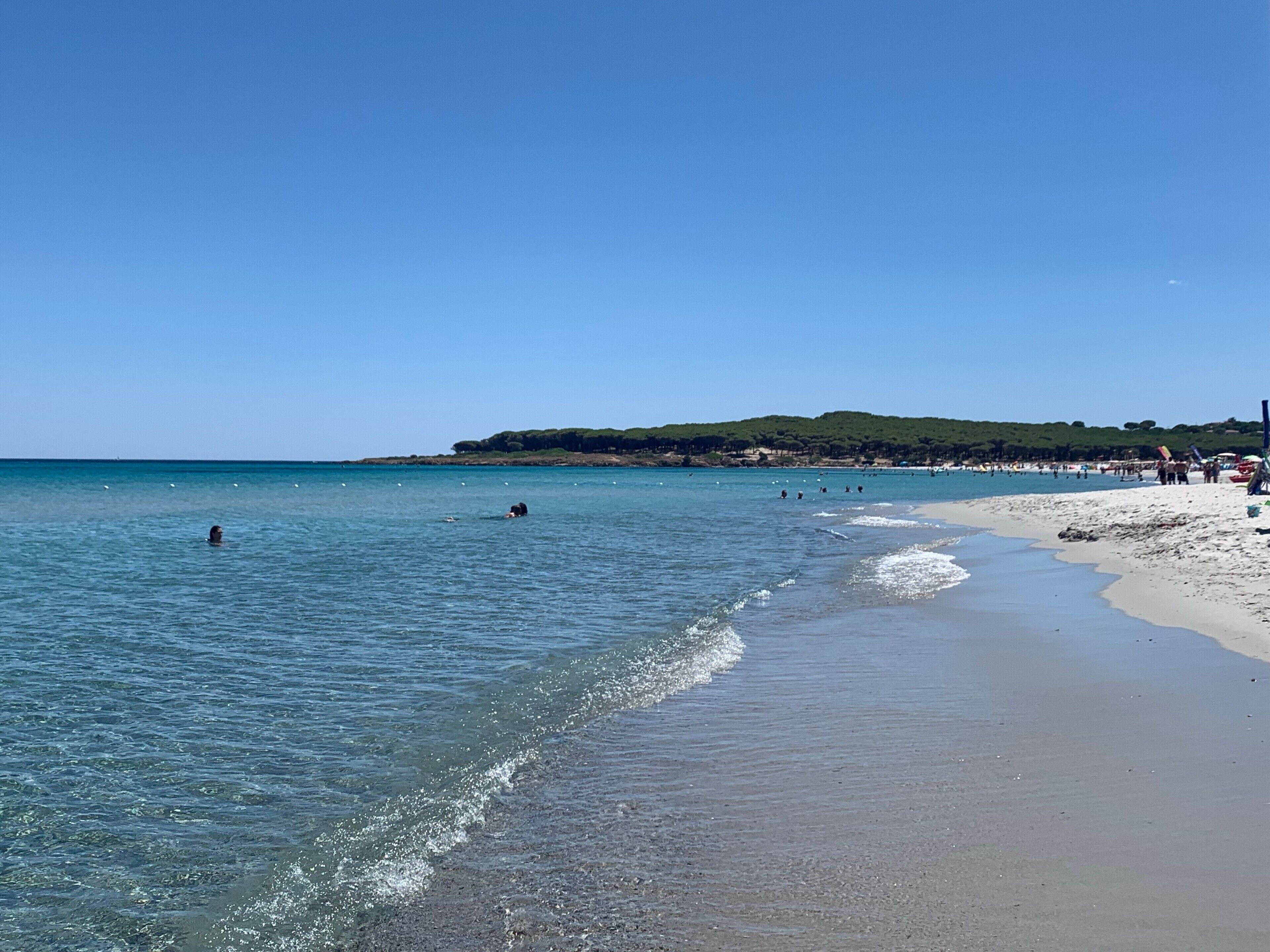 Una spiaggia nelle vicinanze