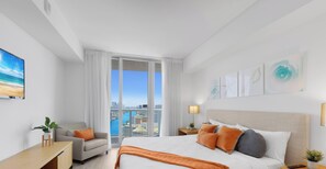 Desk, iron/ironing board, travel cot, WiFi - Intracoastal Panorama · 2BR Beachwalk Resort (Hallandale Beach)