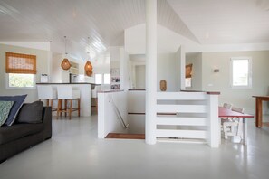Interior - Villa with Ocean View and Prime Location Walking distance Mambo Beach (Willemstad)
